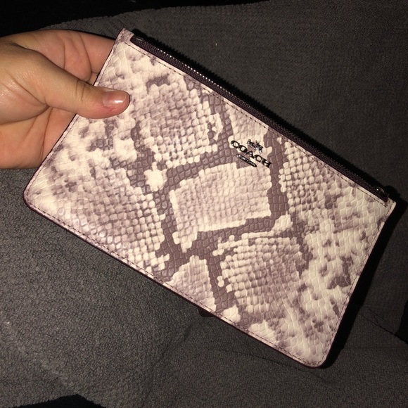 NWT Coach Double Zip Clutch w/Wristlet - Picture 2 of 4